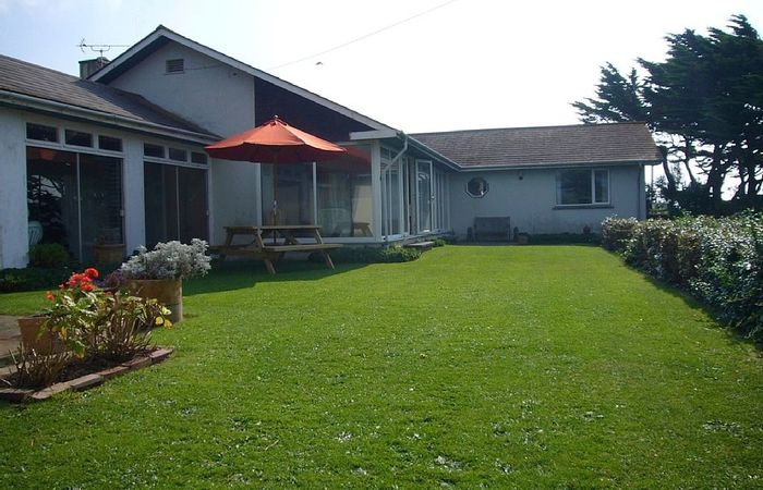 An image of '5 Bedroom Holiday House with Sea Views in New Polzeath'