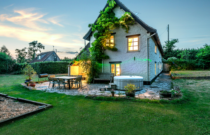 An image of 'Cherry Tree Farmhouse'