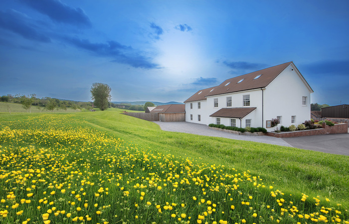 An image of '💗 INWOOD FARMHOUSE'