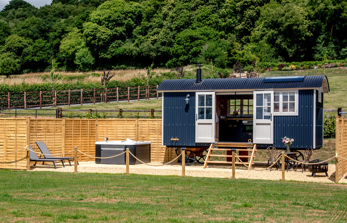 An image of 'Dreamview Shepherds Huts - Sweet Chestnut'